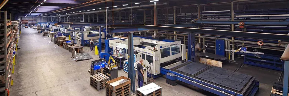 KUIPERS CNC-Blechtechnik: Logistikanlage nach Softwareabkündigung komplett modernisiert